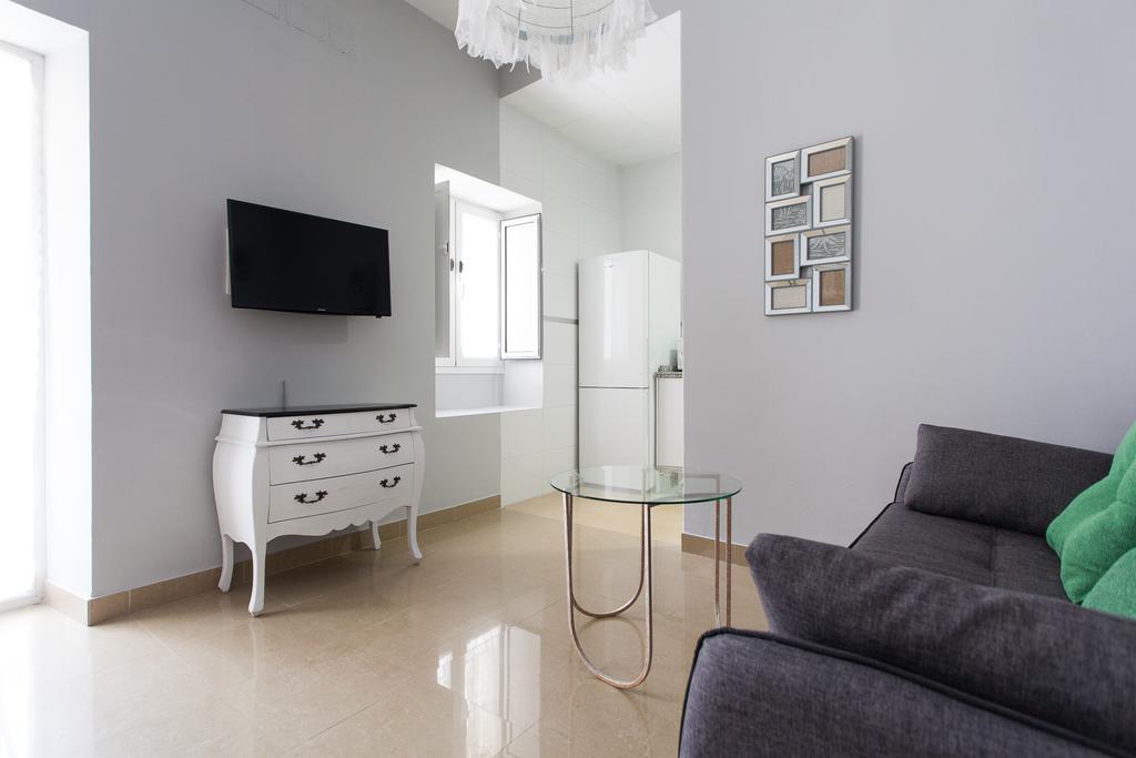 Apartamentos Alberto Lista 9 Sevilla Oda fotoğraf