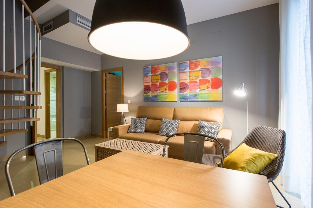 Apartamentos Alberto Lista 9 Sevilla Dış mekan fotoğraf