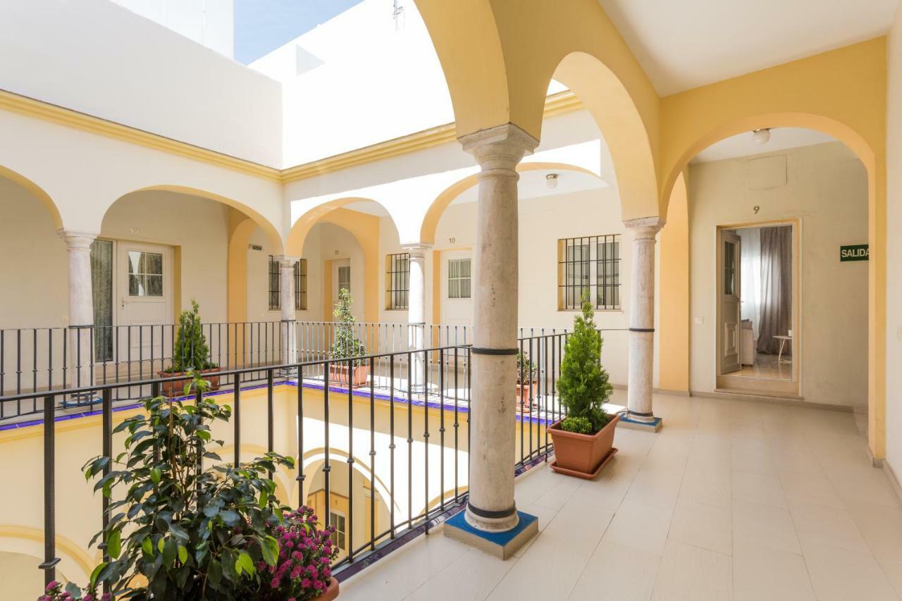 Apartamentos Alberto Lista 9 Sevilla Dış mekan fotoğraf